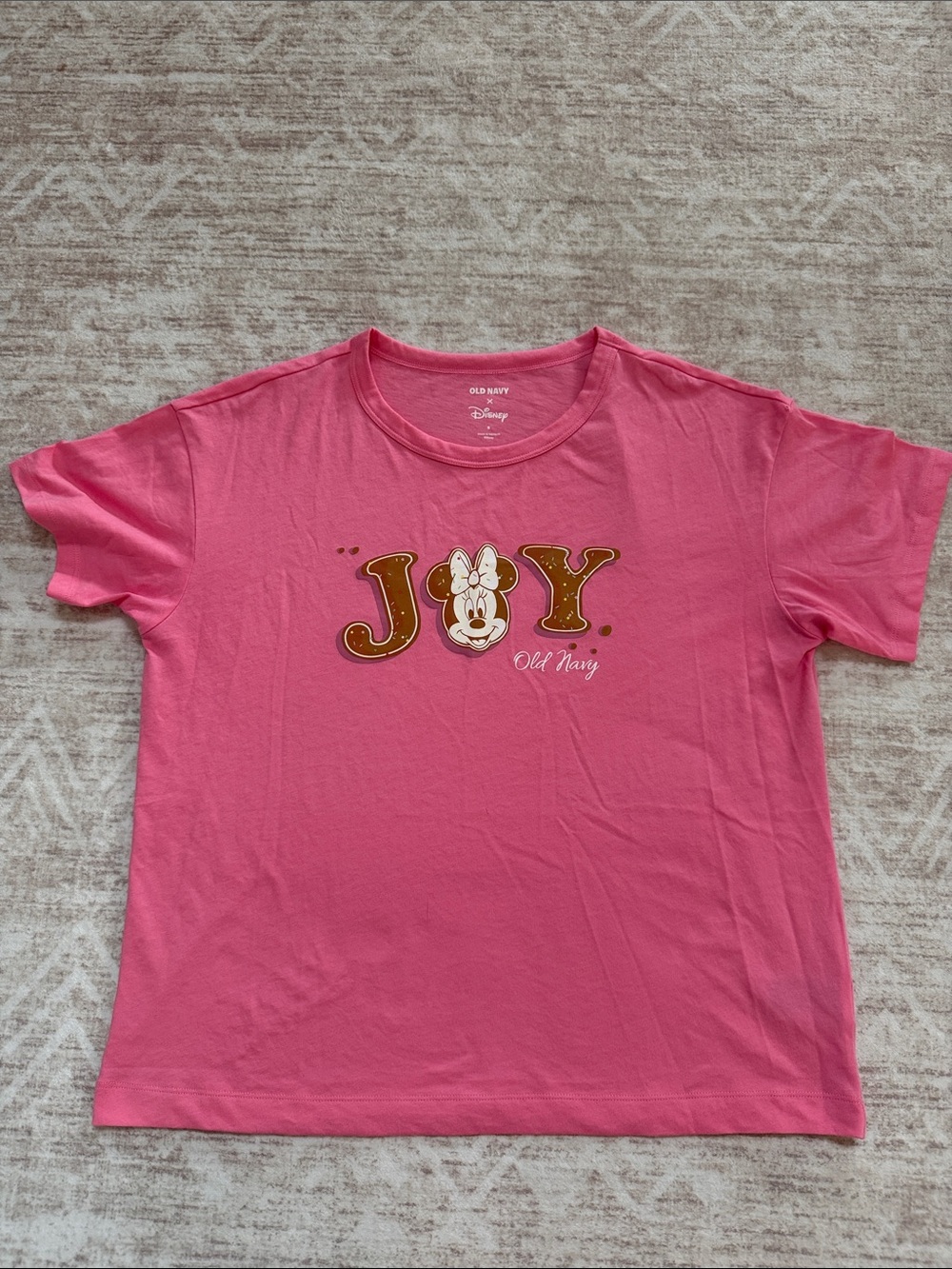Old Navy x Disney Minnie Mouse Joy Gingerbread Graphic T-Shirt Pink